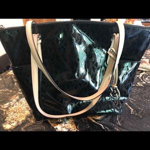 NWT Michael Kors Black Jet Set Tote purse